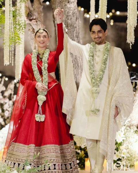 red color velvet lehenga of Aditi Rao