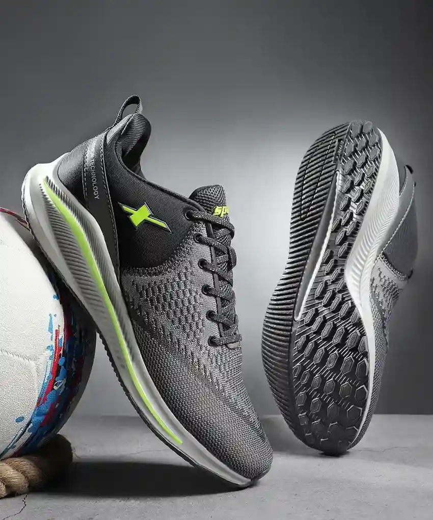type of sports shoes