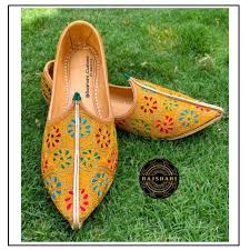 Jutti (Mojdi) , indian Traditional footwear