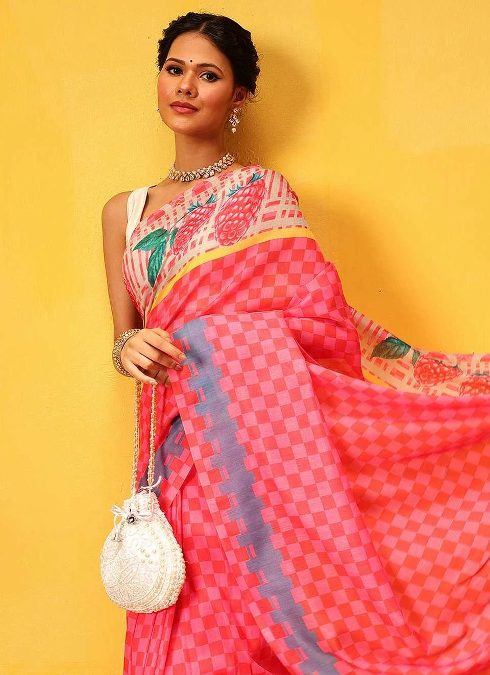 Abstract Saree..Pure Mulmul Cotton Saree: Elegant and comfort in Every Drape