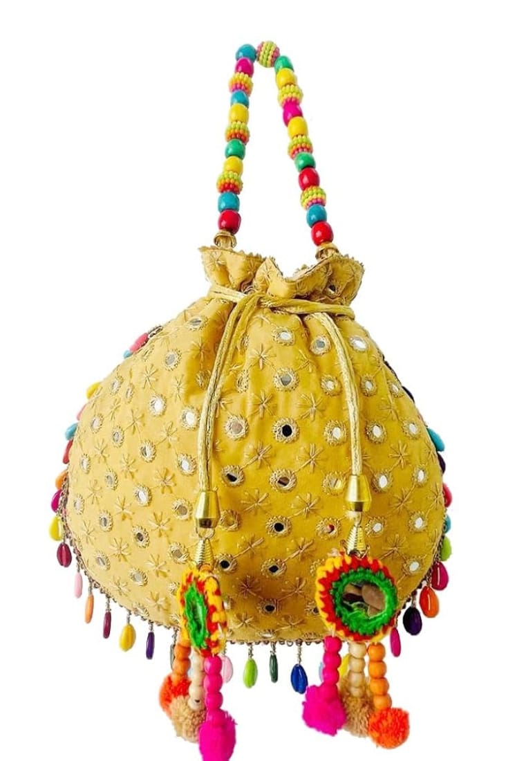 potli bags, trending navratri outfits, pepandpanache